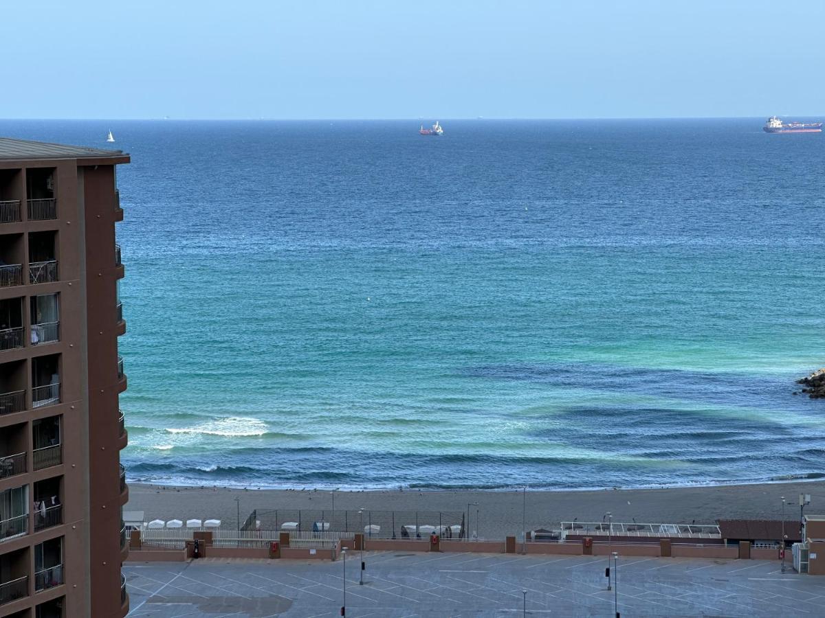 Brand New - Massive Studio - E1 - Self Catering Gibraltar Luaran gambar