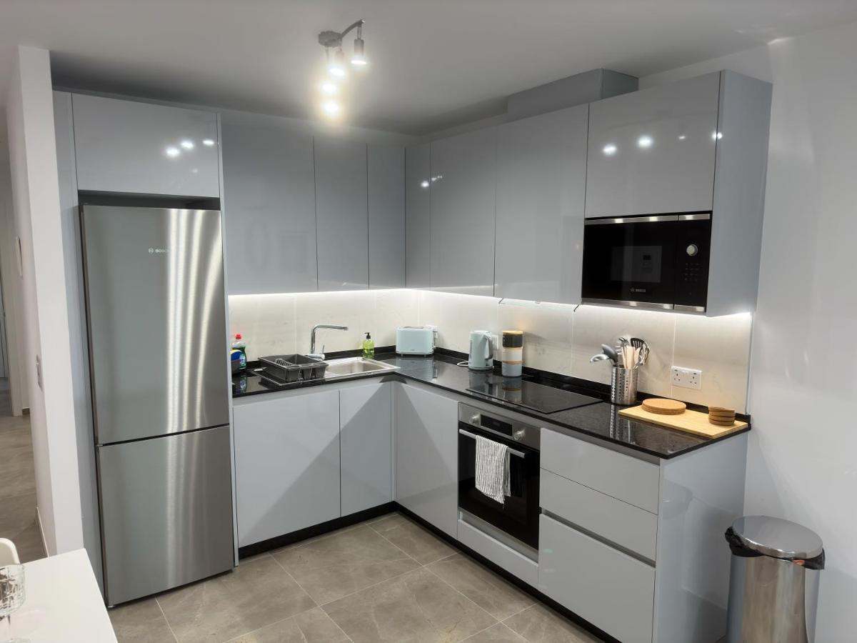 Brand New - Massive Studio - E1 - Self Catering Gibraltar Luaran gambar
